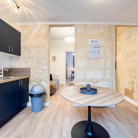 Echoppe Typique Avec Terrasse Villa Talence Exteriör bild